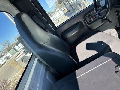 GMC C5500 Left Seat