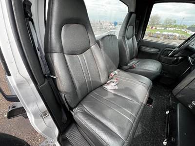 GMC C5500 Right Seat