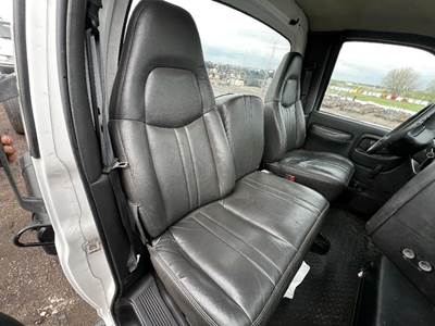 GMC C5500 Right Seat