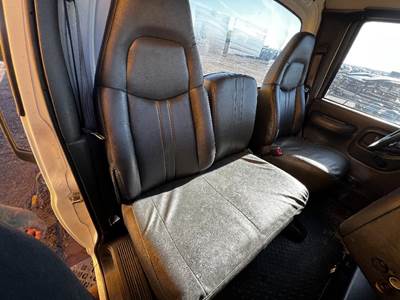 GMC C5500 Right Seat