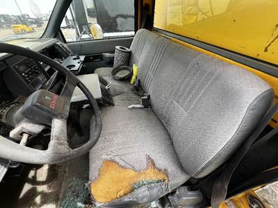 GMC C7500 Left Seat