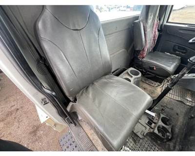 International 4400 Right Seat