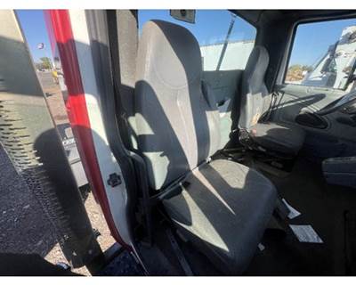 International 4400 Right Seat