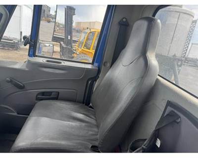 International 8600 Right Seat