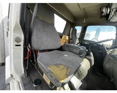 Isuzu FTR Right Seat