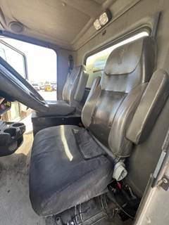 Kenworth T370 Left Seat