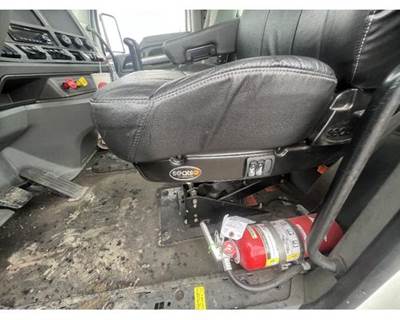 Kenworth T800 Left Seat