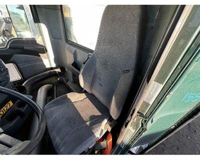 Mack Pinnacle CXU612 Left Seat for a Mack CXU612