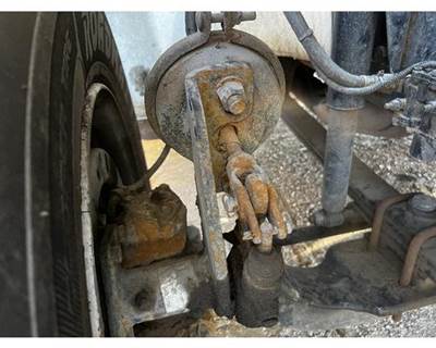 Freightliner FL60 Spindle