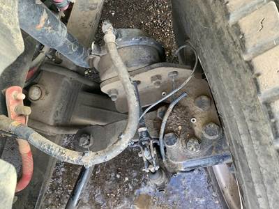 Freightliner M2 106 Left Spindle