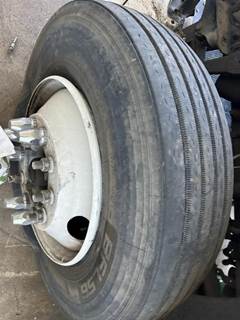 Freightliner M2 106 Left Spindle