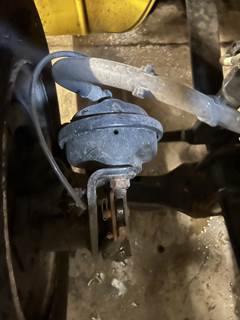 Freightliner M2 106 Left Spindle