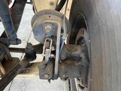 Freightliner M2 106 Spindle