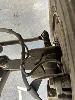 GMC C5500 Left Spindle