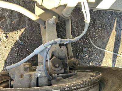 GMC C5500 Left Spindle