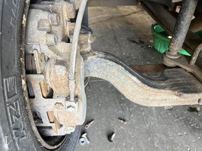 GMC C5500 Right Spindle