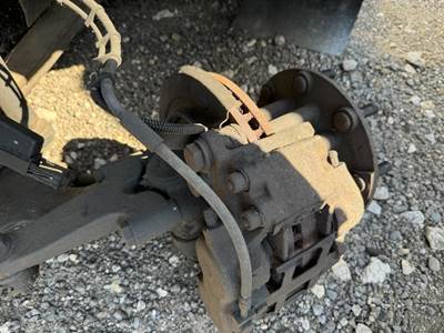 GMC C5500 Left Spindle