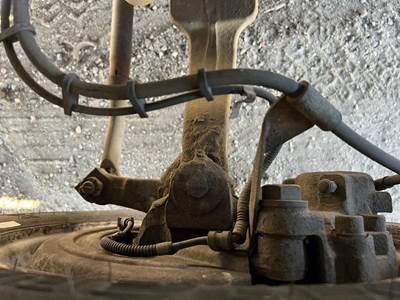 GMC C5500 Right Spindle