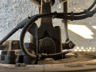 GMC C5500 Left Spindle