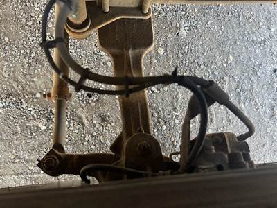 GMC C5500 Right Spindle