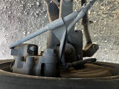 GMC C5500 Left Spindle