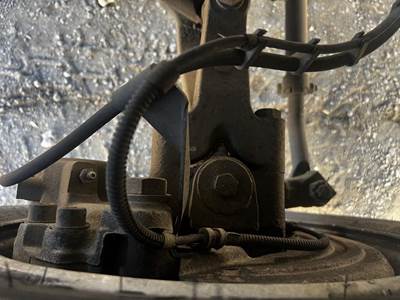 GMC C5500 Left Spindle