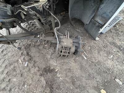 GMC C5500 Left Spindle