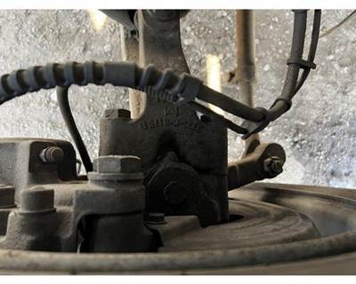 GMC C5500 Left Spindle