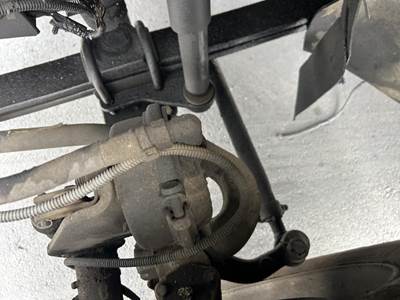 GMC C7500 Right Spindle