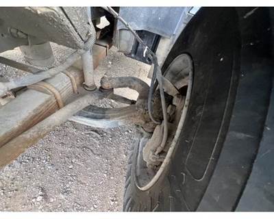 GMC C7500 Spindle