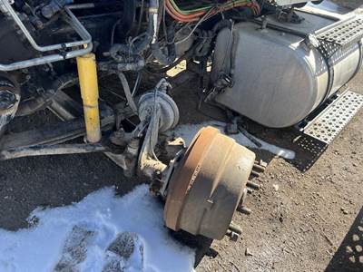 International 4300 Spindle