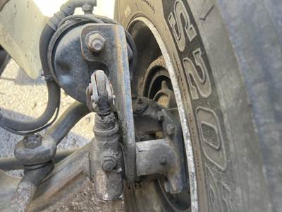 International 4300 Spindle