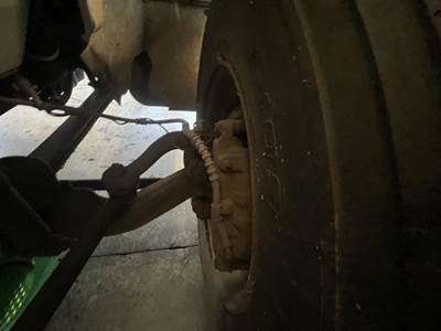 International 4300 Spindle