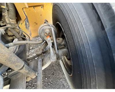 International 4300 Spindle