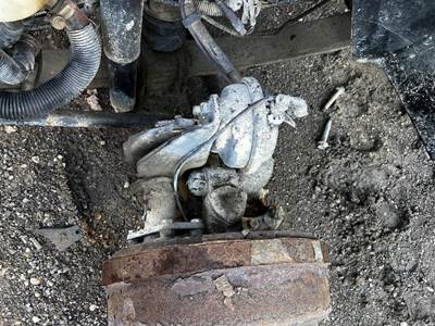 International 4400 Spindle