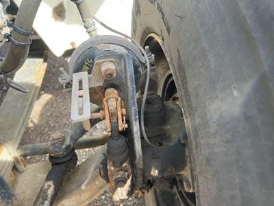 International 4400 Spindle