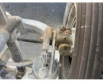 International 4400 Spindle