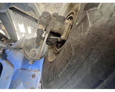 International 4400 Spindle