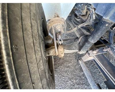 International 4400 Spindle