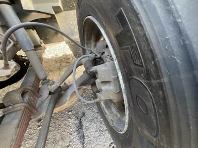 International 4700 Spindle