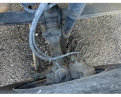 Isuzu FTR Left Spindle