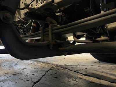 Isuzu NPR Right Spindle