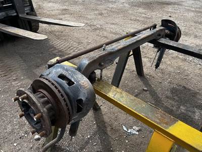 Isuzu NPR Spindle