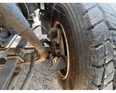 Isuzu NPR Spindle