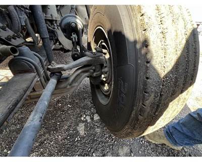 Kenworth T680 Spindle