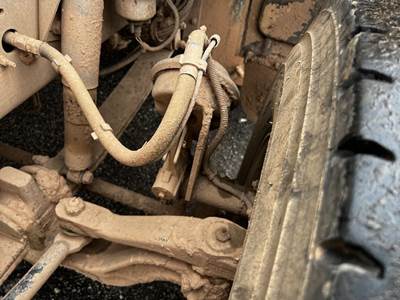 Peterbilt 337 Spindle