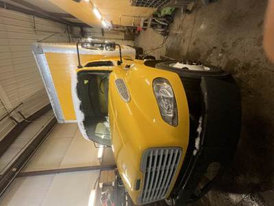 Cummins ISB 6.7L Starter for a Freightliner M2 106