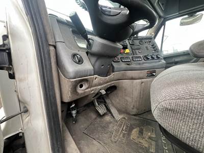 Freightliner Cascadia Steering Column