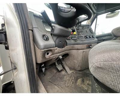 Freightliner Cascadia Steering Column