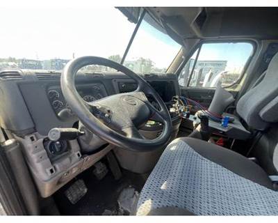 Freightliner Cascadia Steering Column